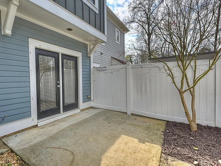 2252 Vision Dr — Photo 28