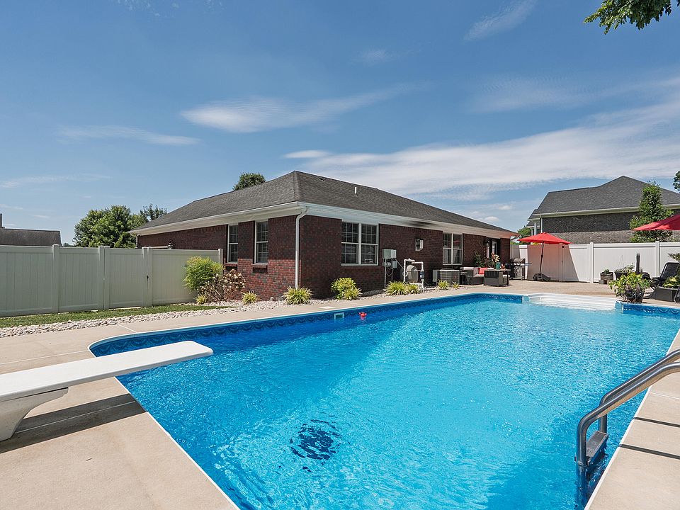 1st image of 1 S Ridge View Dr