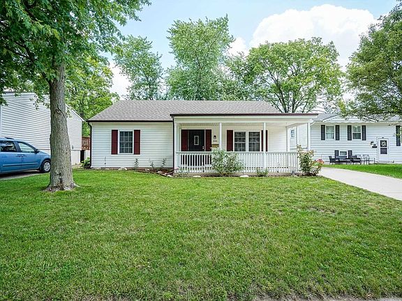 3rd image of 3053 Pokagon Dr