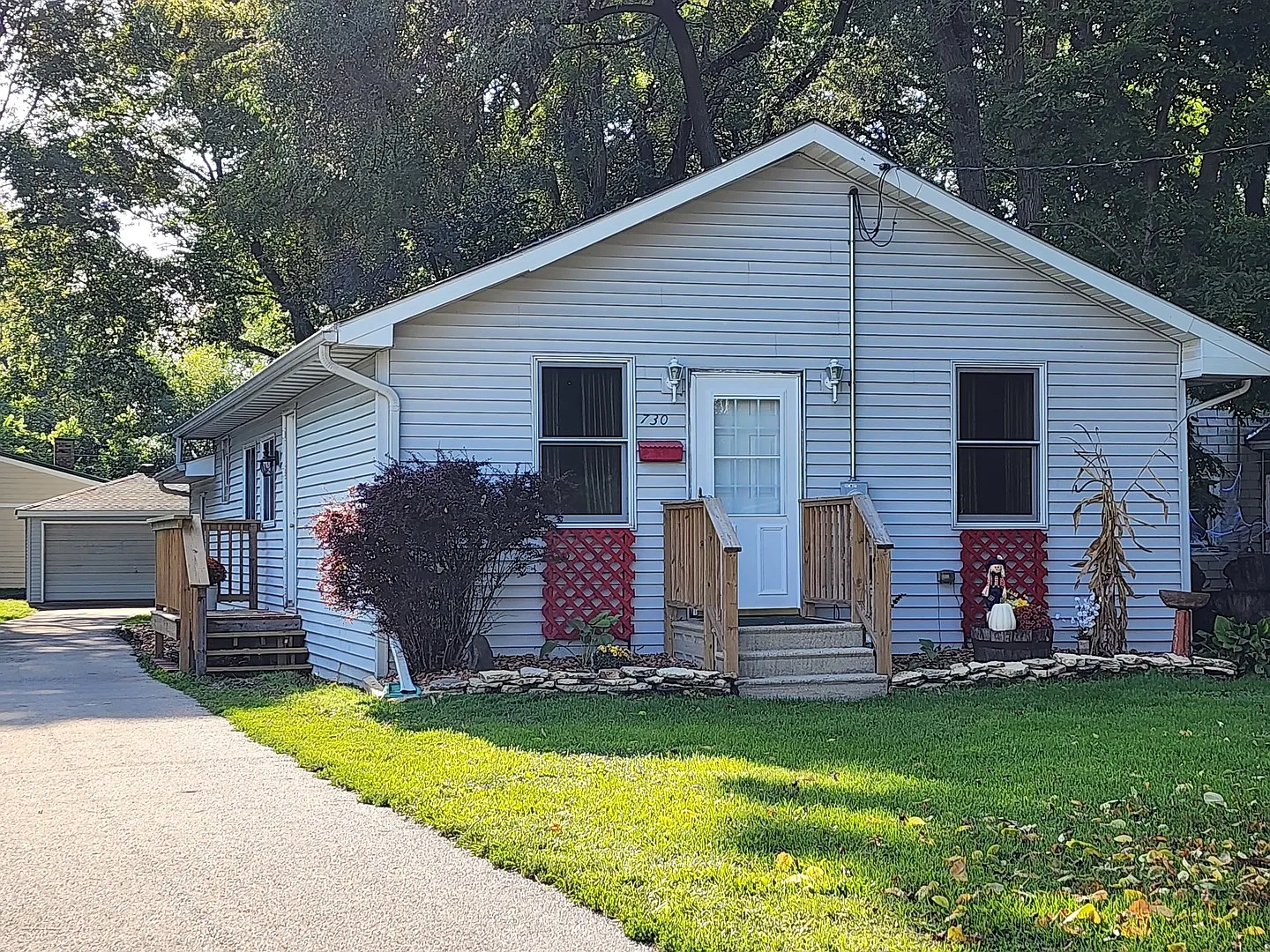 730 S Kankakee St photo 1