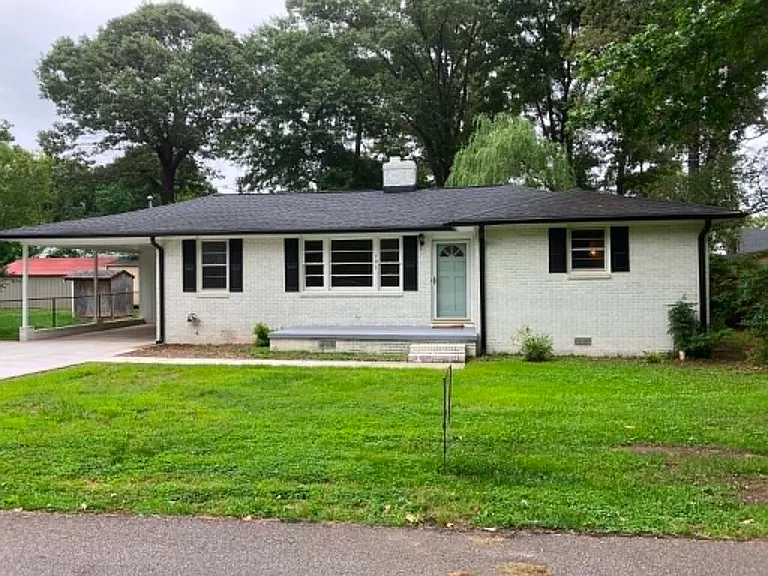 107 Oakland Ave — Photo 3