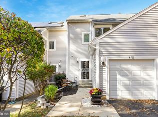 4711 Summertime Dr, Oxon Hill, MD 20745