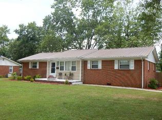 353 Lagoon Dr, McMinnville, TN 37110
