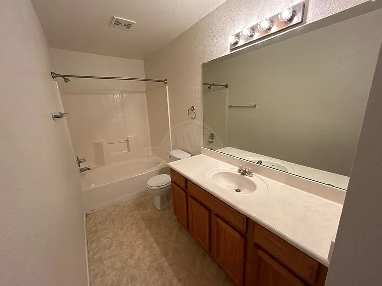 308 Cedar Ridge Dr — Photo 26