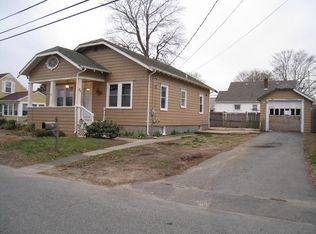 27 Clancy St, Swansea, MA 02777