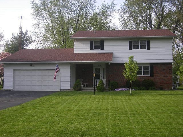 1st image of 758 Scenic Dr