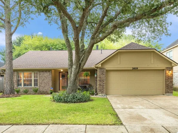2619 Foxden Dr, Pearland, TX 77584