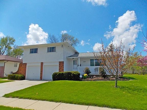 2nd image of 1654 Penworth Dr