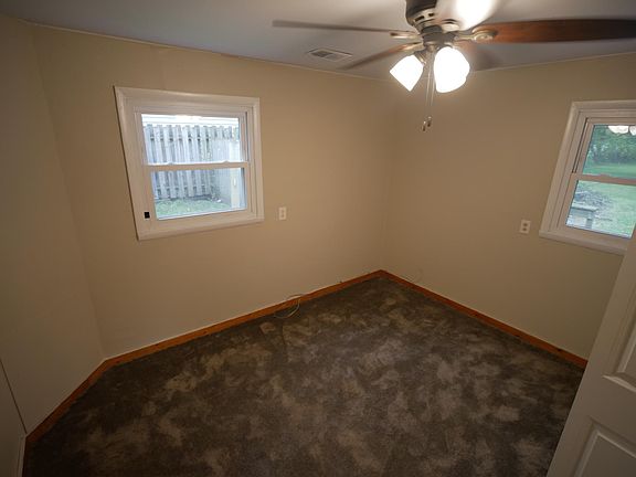 2nd image of 2709 Midwood St #2709