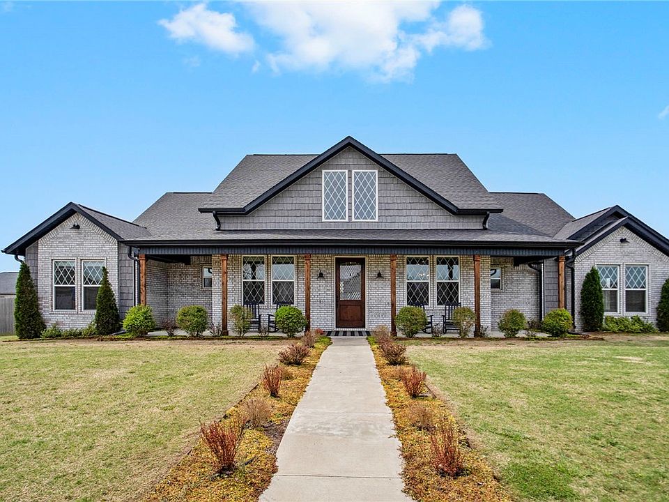 1st image of 18157 Pepper Hills Dr