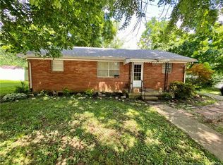 572 Monroe St, Charlestown, IN 47111