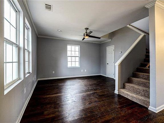 3rd image of 993 Washington St SW