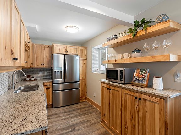 2nd image of 12523 Lower Sylvan Rd SW