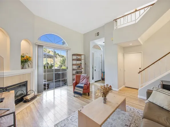 5340 Las Virgenes Rd APT 4, Calabasas, CA 91302