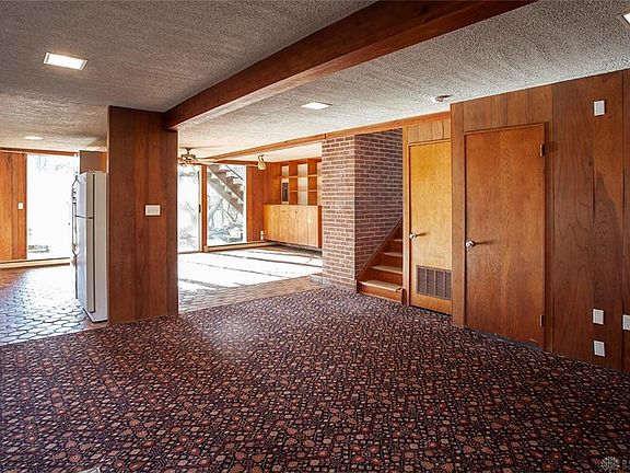 5th image of 1105 Livermore St