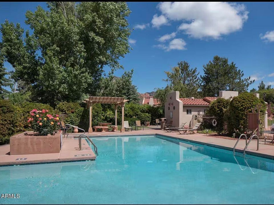1st image of 103 PINE LEAF Lane