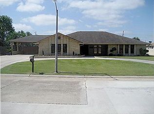 2704 Cedarlawn Dr, Marrero, LA 70072