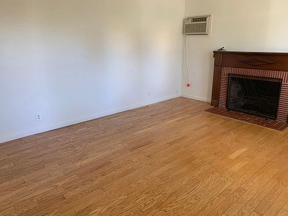 5th image of 170 W Norwood Pl