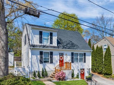 17 Pine Ave, Coventry, RI, 02816