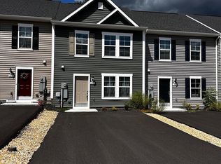 220 Gentle Breeze Dr, Bunker Hill, WV 25413