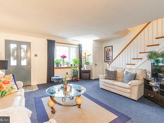 5th image of 2208 Longshore Ave