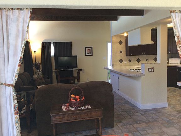 4th image of 5 Buckeye St