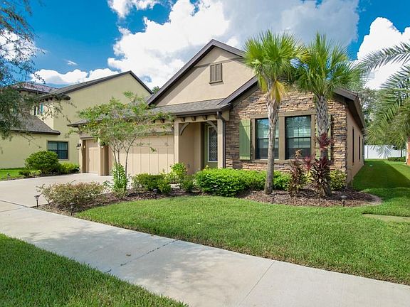 2nd image of 10904 Charmwood Dr