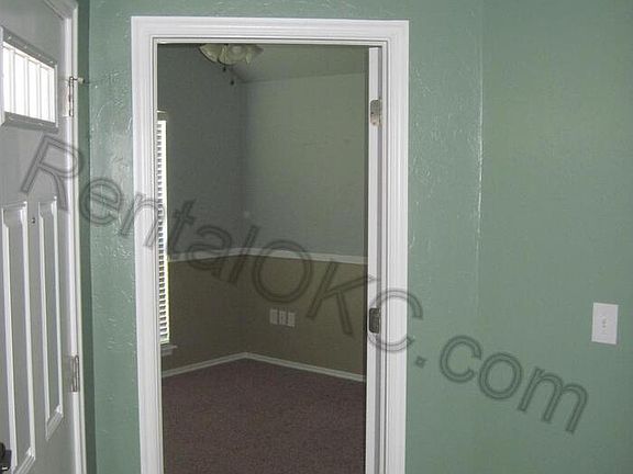 3rd image of 2508 SE 11th St