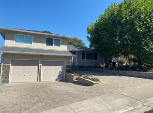 1035 Lassen Dr, Belmont, CA 94002