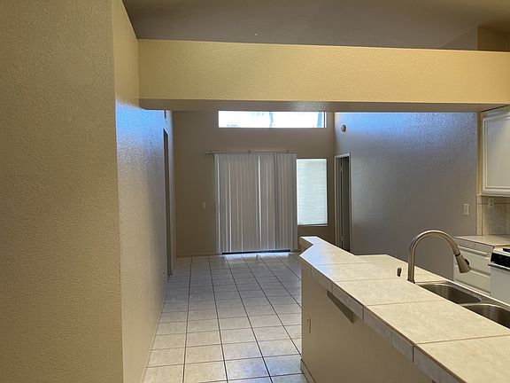 3rd image of 599 Eaton St