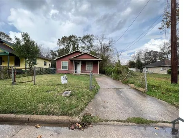795 Devilleneuve St, Beaumont, TX 77701