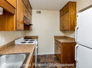 1039 5th St APT 4, West Des Moines, IA 50265