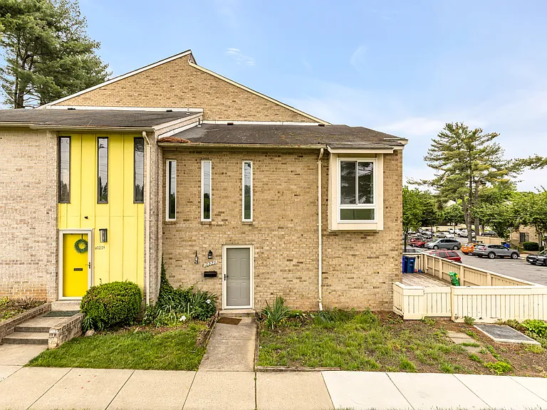 10229 Ridgeline Dr — Photo 1