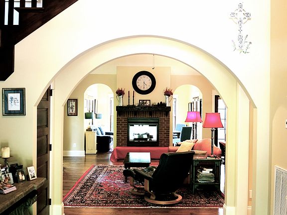 Foyer entry