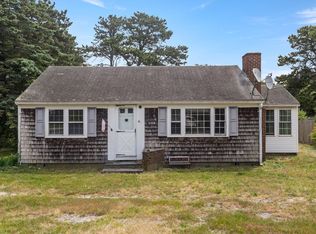 6 Elliot Dr, West Dennis, MA 02670