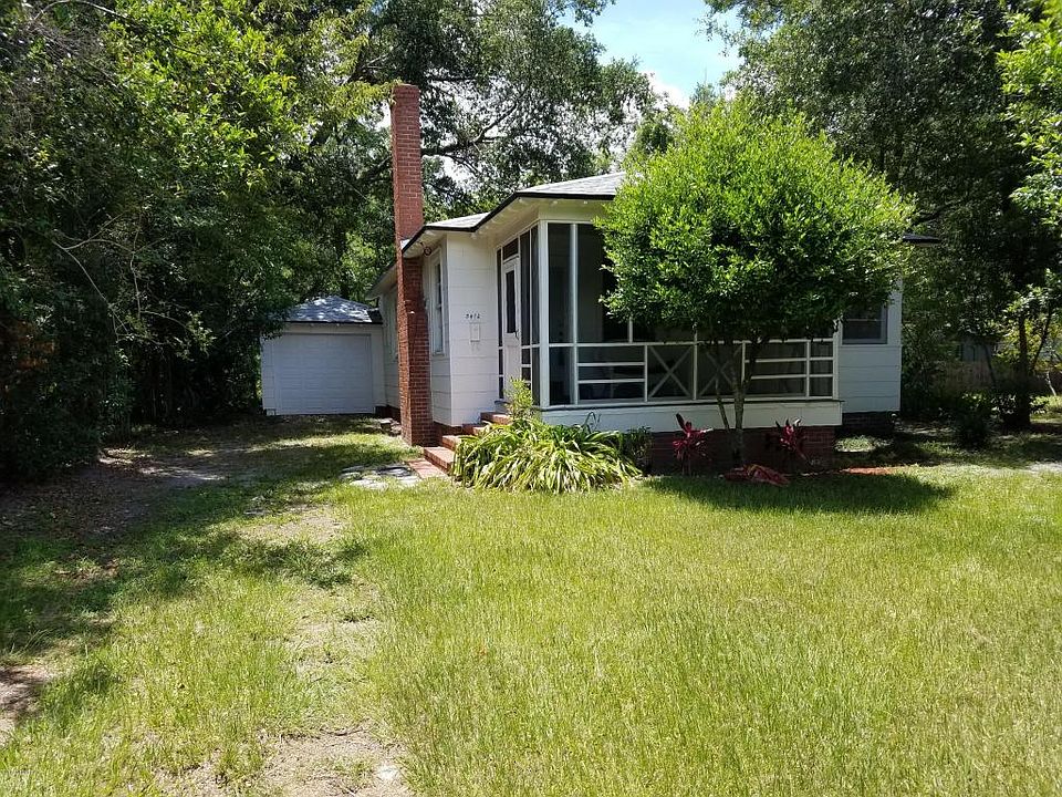 2nd image of 3412 Rosemary St
