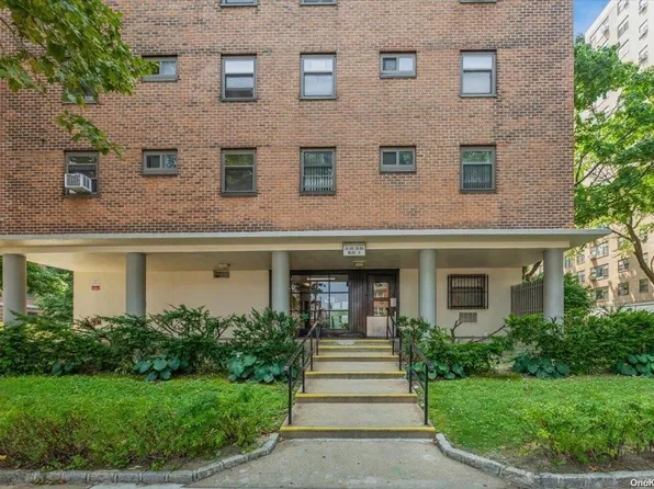 21-20 33 ROAD UNIT 6C, Astoria, NY 11106