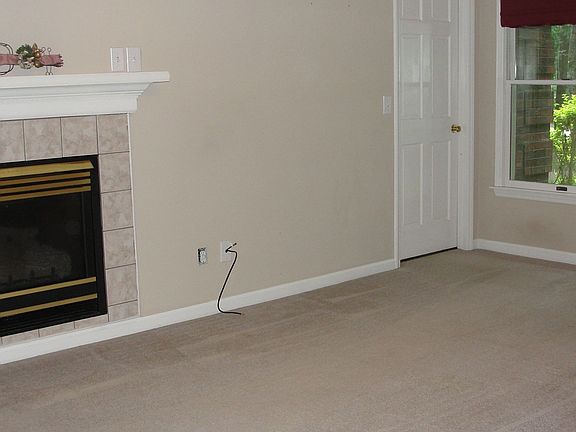 Master BR w/ Fireplace