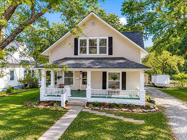416 S 1st St, Odessa, MO 64076