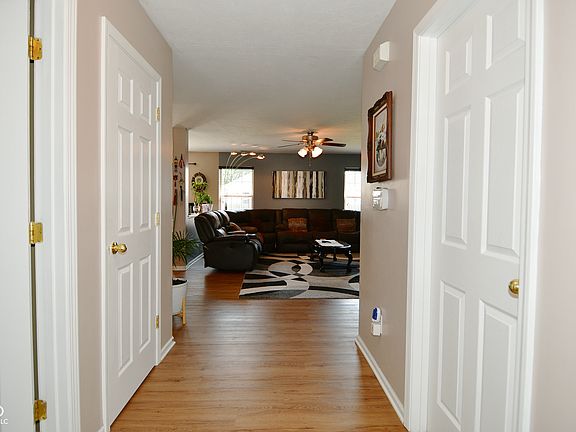 5th image of 5580 Sweet River Dr
