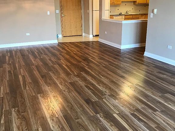 5th image of 770 Pearson St APT 806