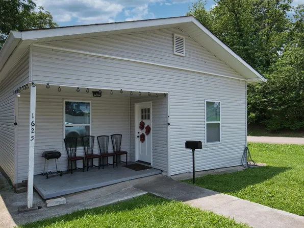 1625 Worth St, Knoxville, TN 37917