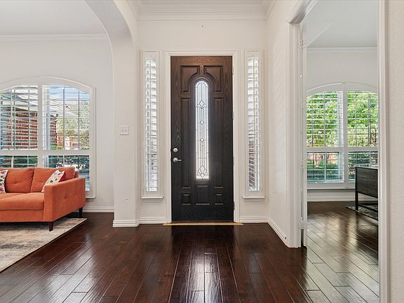 3rd image of 104 Bellegrove Dr