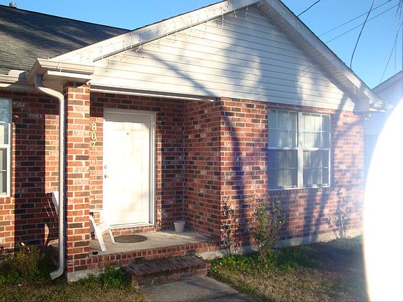 2nd image of 805 Houma Blvd