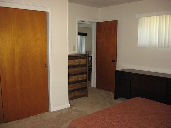 4th image of 4538 37th St