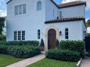 252 E Lakewood Rd, West Palm Beach, FL 33405