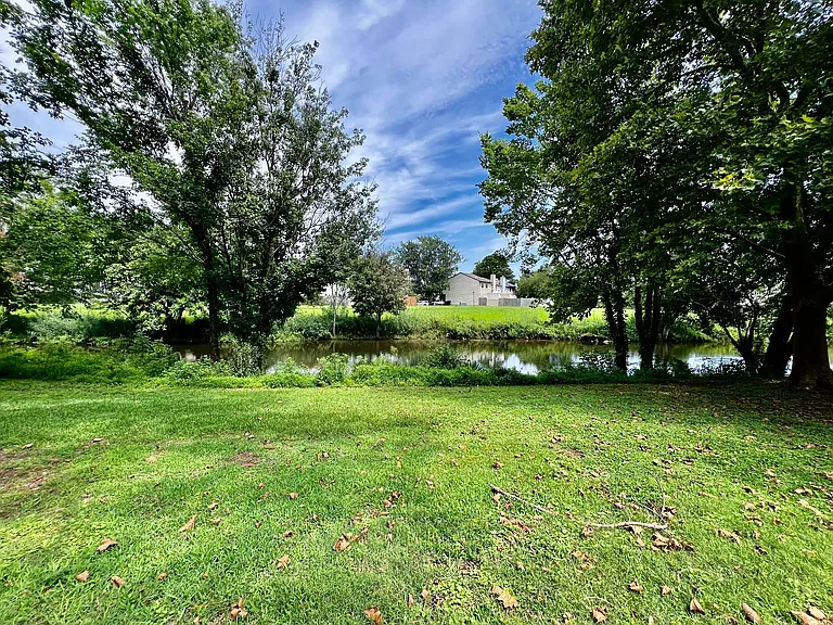 684 Orangewood Dr — Photo 28