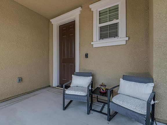4th image of 630 Granada Way