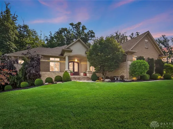 1806 Sugar Maple Pl, Bellbrook, OH 45305