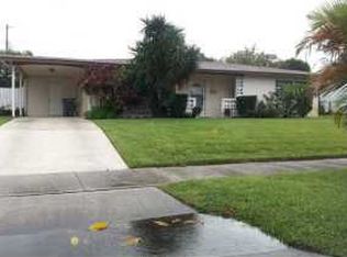 508 Teak Dr, Lake Park, FL 33403